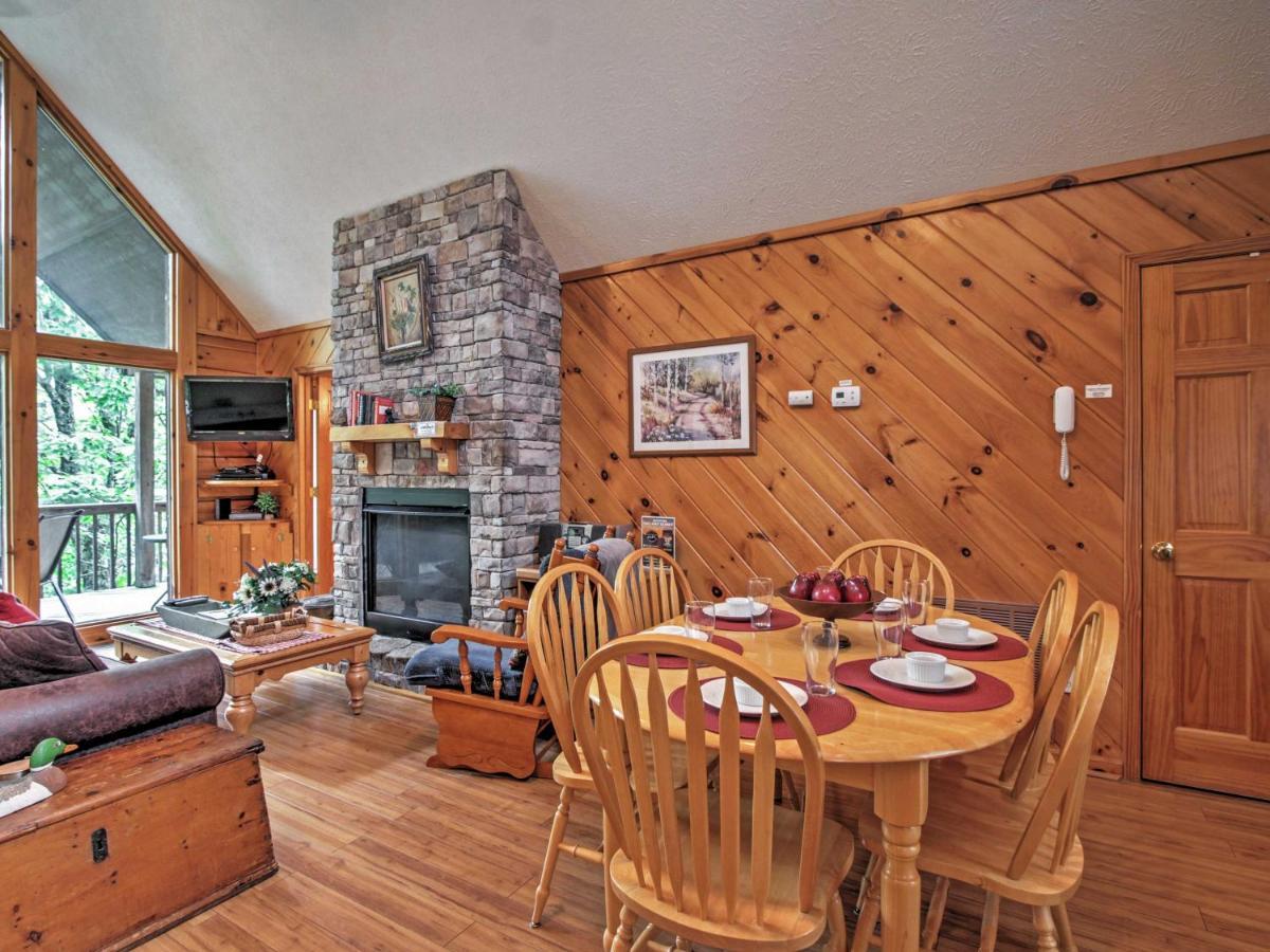 Idyllic Cabin With Hot Tub Less Than 2 Mi To Dollywood! Sevierville Exteriér fotografie