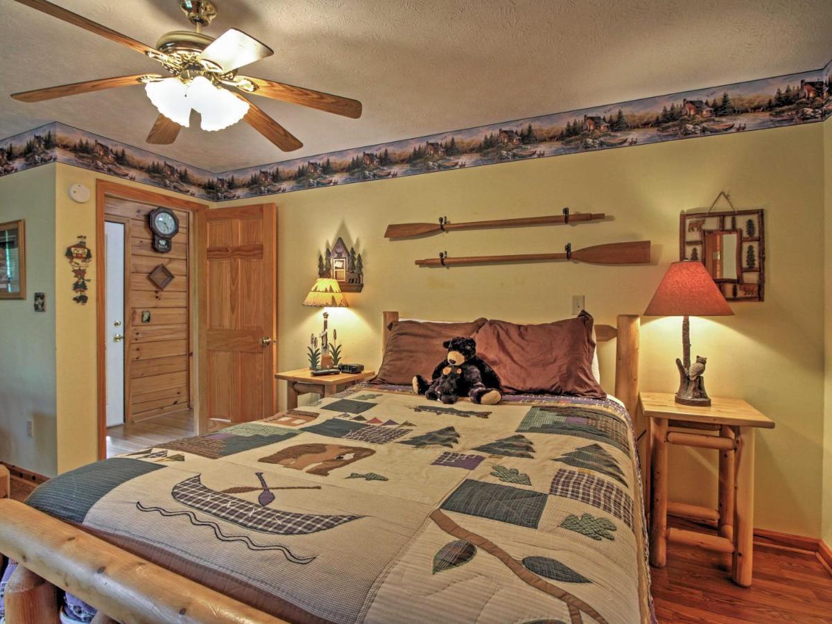 Idyllic Cabin With Hot Tub Less Than 2 Mi To Dollywood! Sevierville Exteriér fotografie